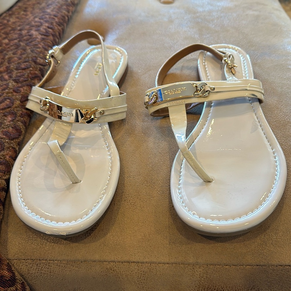 Very comfortable dressy sandals